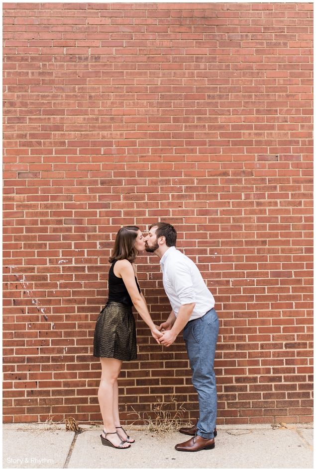 Downtown Raleigh engagement photography