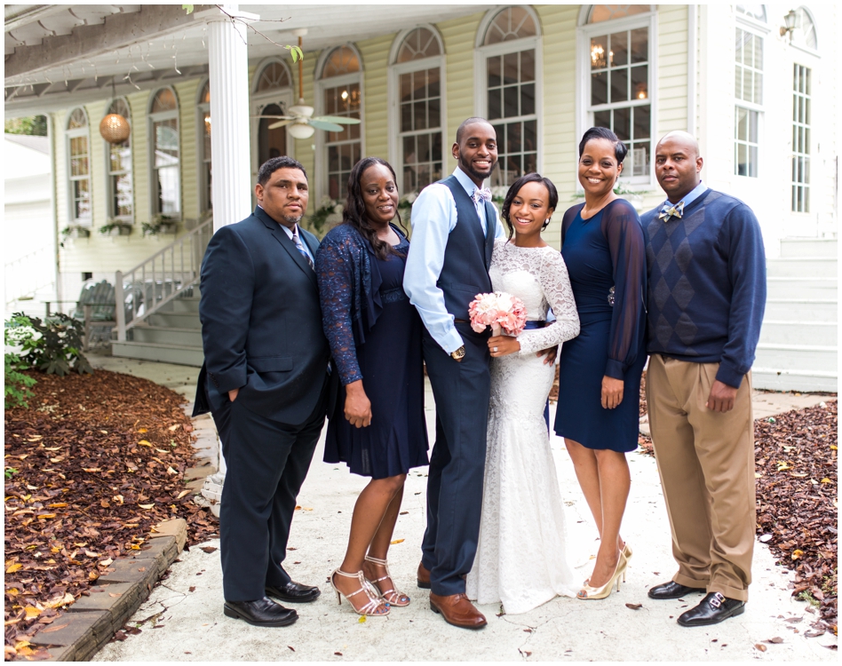 creating a family portrait list for wedding day