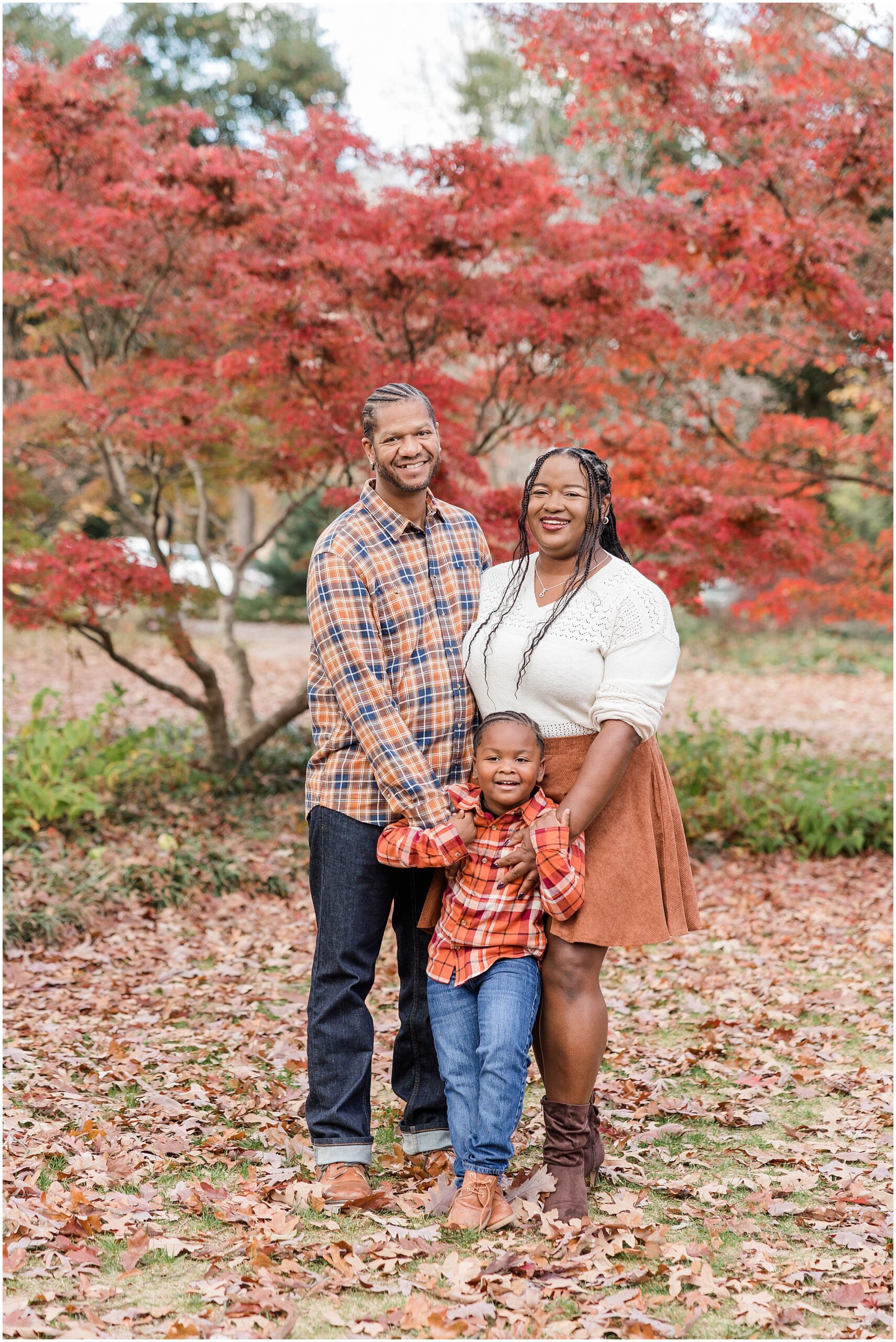 Outdoor fall portraits with family
